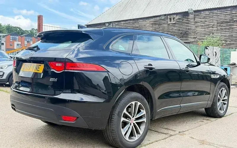 Used Jaguar F-Pace R-Sport 179 HP (131 kW) 2020 SUV