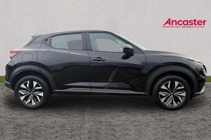 New Nissan Juke Acenta Premium 112 HP (82 kW) 2025 Pearl  black SUV