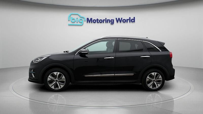 Used Kia e-Niro Plus 147 kW (201 HP) 2022 Black SUV