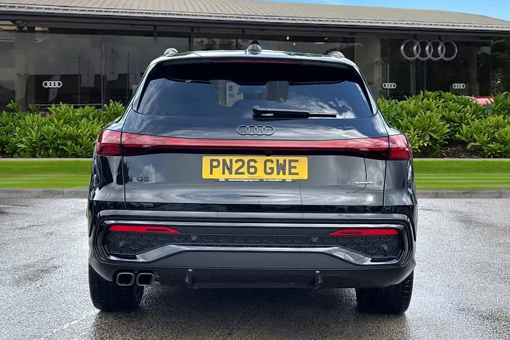 Used Audi Q5 Advanced 204 HP (150 kW) 2026 Black SUV