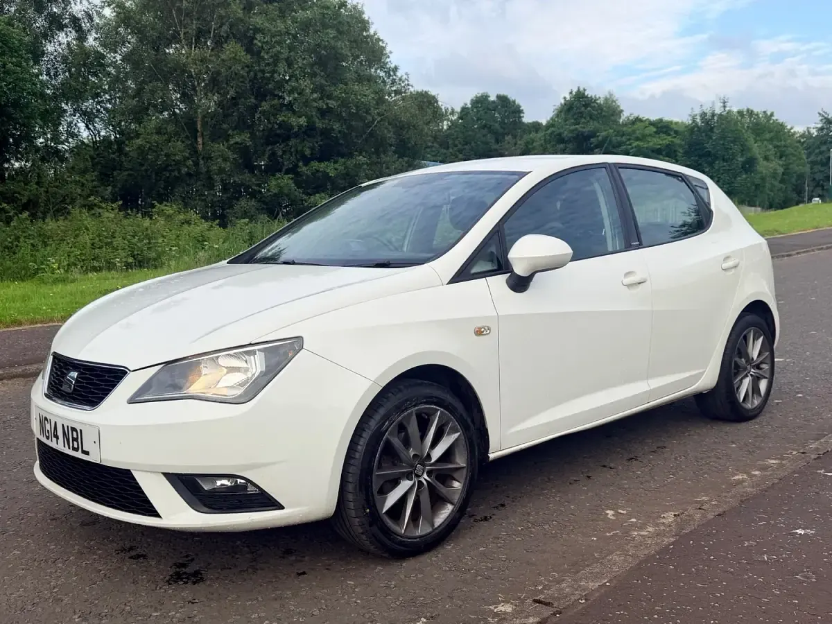 Used Seat Ibiza I-Tech 105 HP (77 kW) 2014 White Hatchback