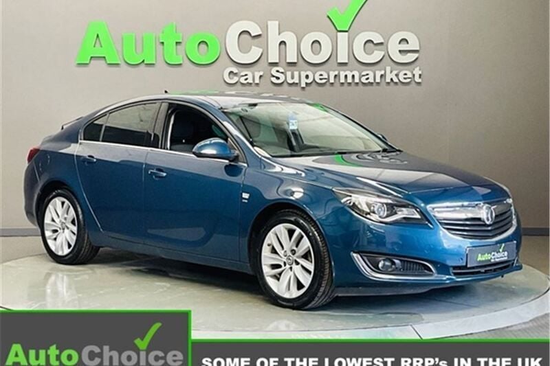 Blue Used 2017 Vauxhall Insignia SRi Hatchback | £4,185 (Good price) - Image 1/2