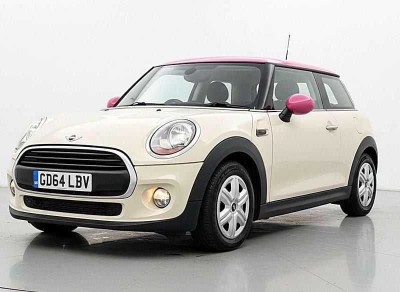 Used Mini ONE Hatch 102 HP (75 kW) 2015 White Hatchback