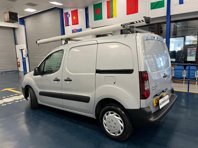Used Citroën Berlingo 90 HP (66 kW) 2014 Silver MPV