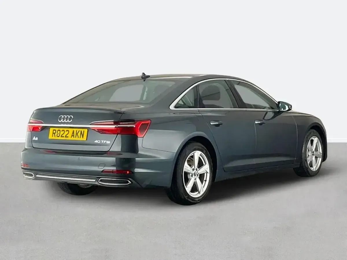 Begagnad Audi A6 Sport 204 HK (150 kW) 2022 Grå Sedan