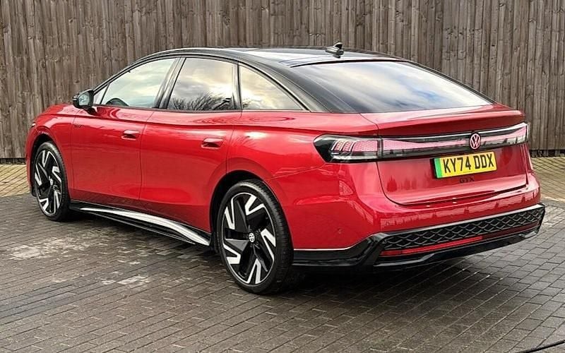 Used VW ID.7 GTX 250 kW (340 HP) 2024 Red Hatchback