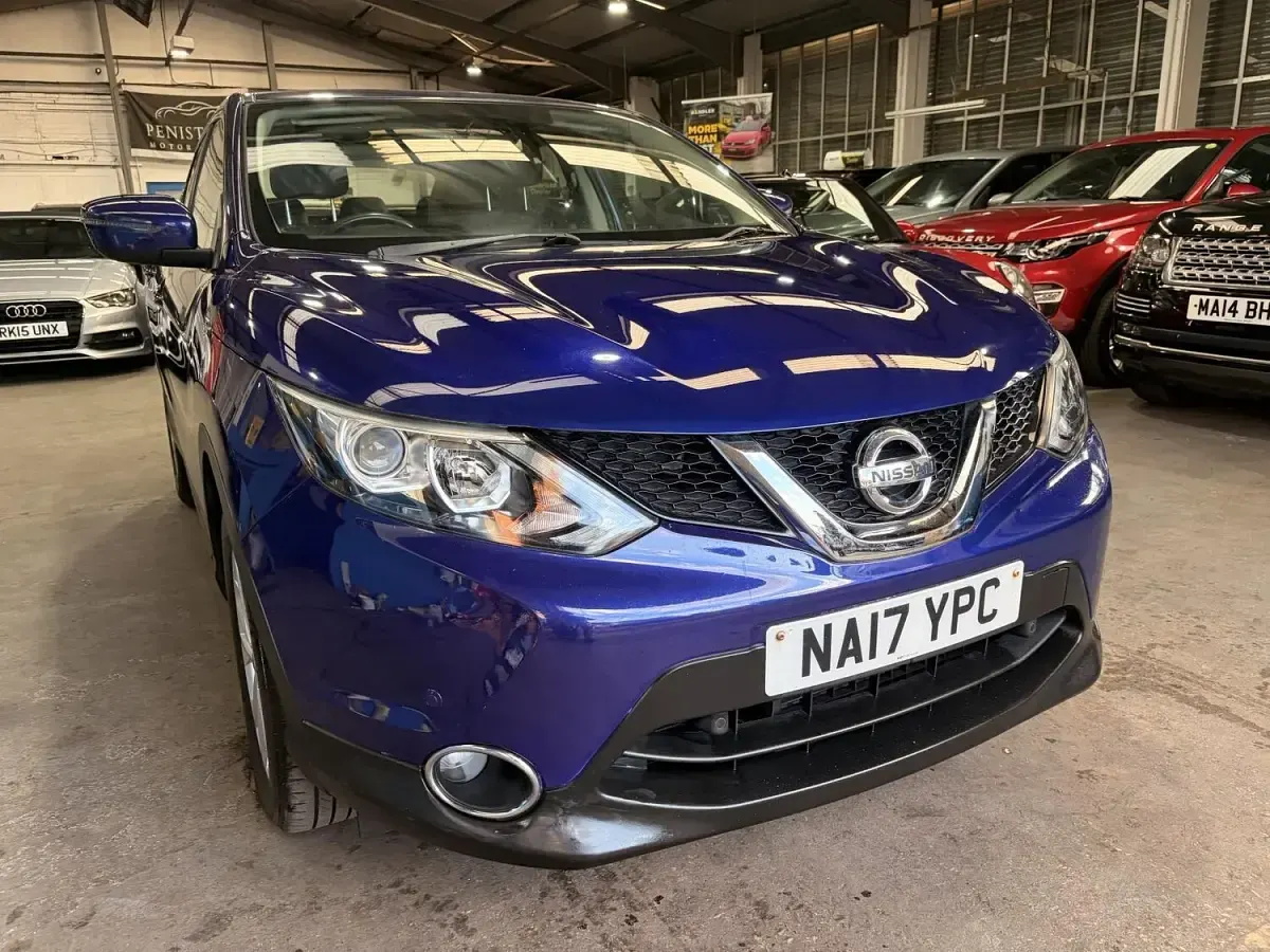 Used Nissan Qashqai Acenta 108 HP (79 kW) 2017 Blue SUV