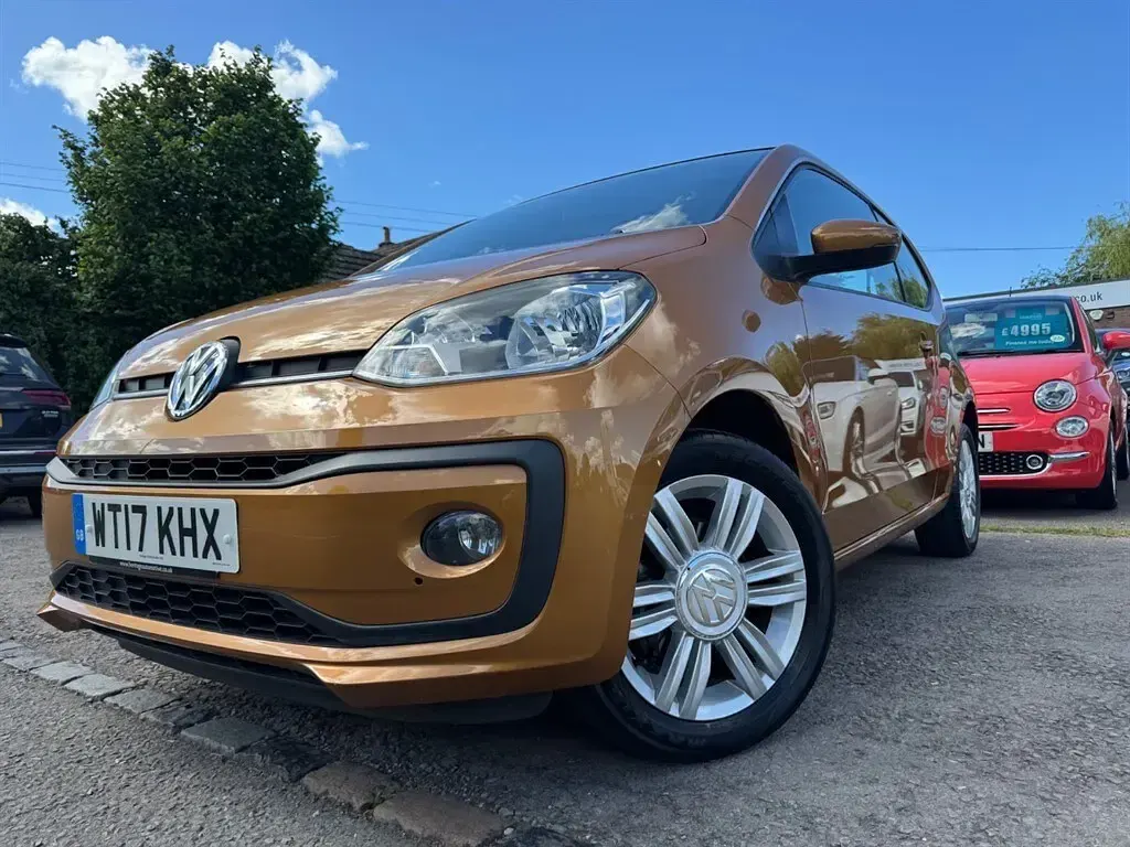 Used VW up! high up! 75 HP (55 kW) 2017 Gold Hatchback