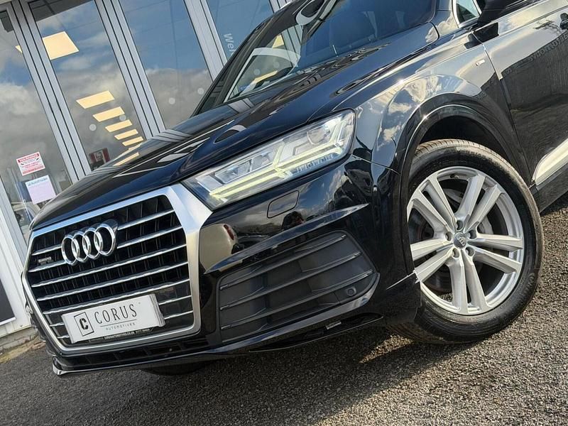 Begagnad Audi Q7 S-Line 2018 Svart SUV