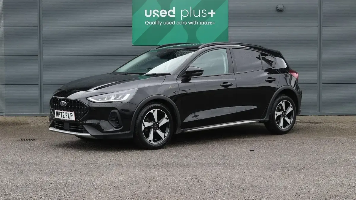Used Ford Focus Active 125 HP (91 kW) 2023 Black Hatchback