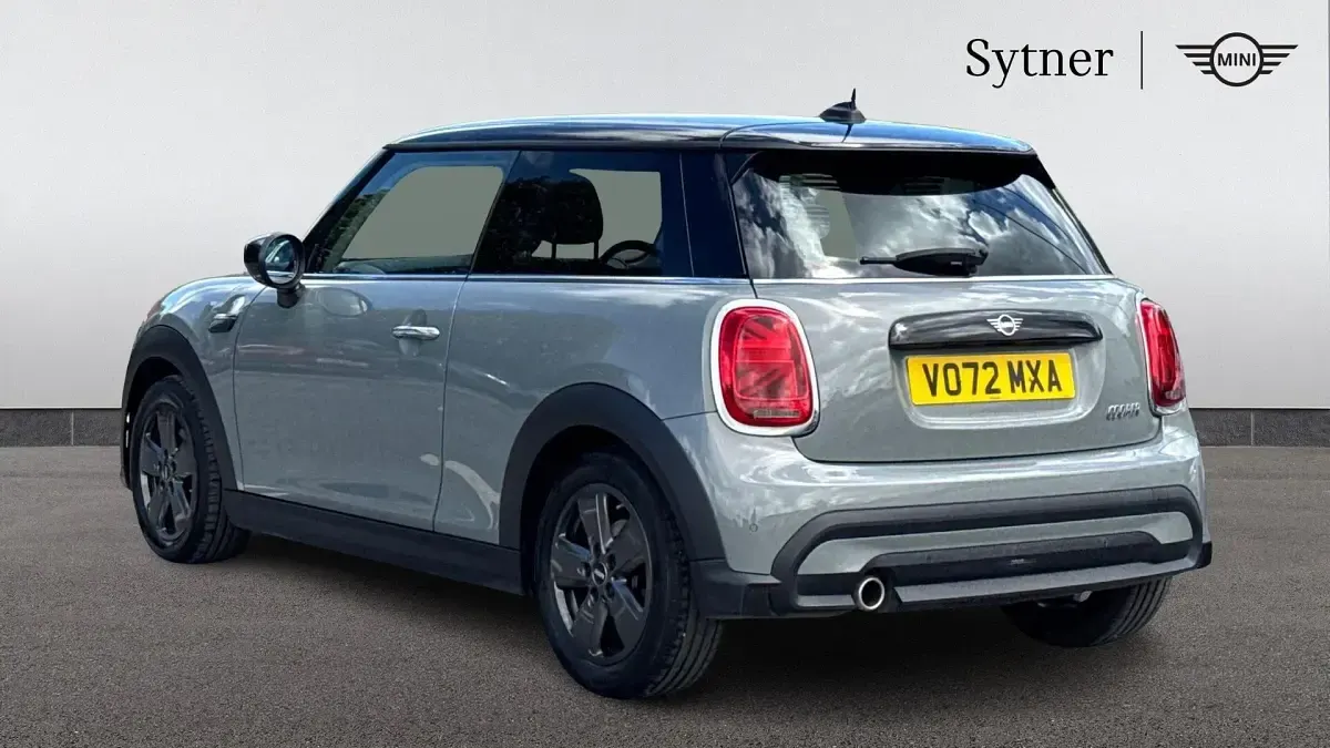 Used Mini Cooper Classic 134 HP (98 kW) 2022 Grey Hatchback