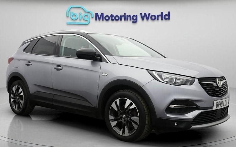 Used 2019 Vauxhall Grandland X Sport SUV | £11,500 (Fair price) - Image 1/4