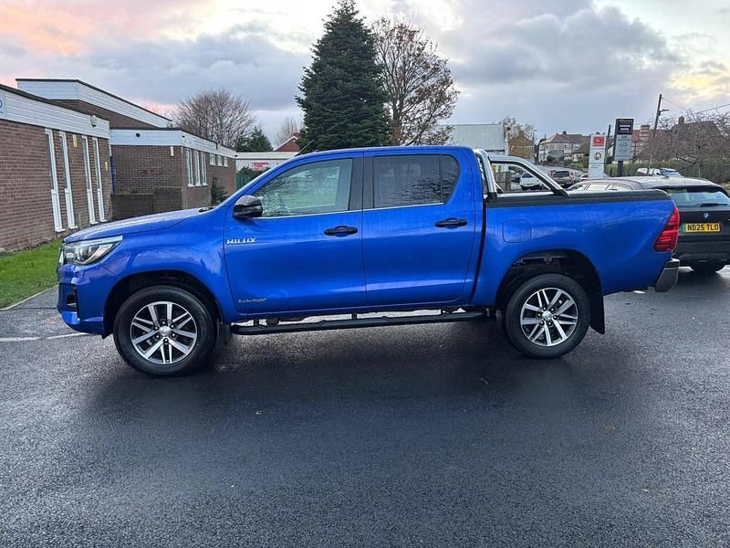 Used Toyota HiLux 2020 Blue Pickup