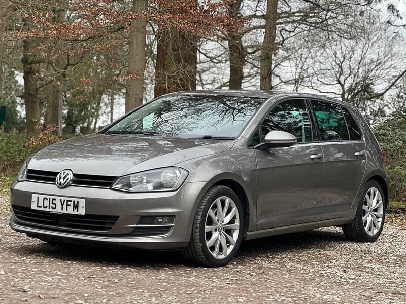 Second-hand VW Golf VII GT 150 CP (110 kW) 2015 Gri Hatchback