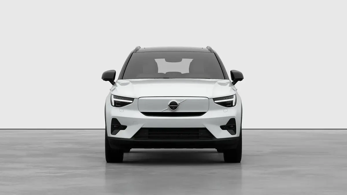 New Volvo EX40 Ultra 2026 Crystal white SUV