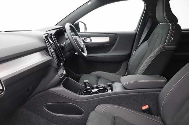 Used Volvo XC40 Plus 161 HP (118 kW) 2026 SUV