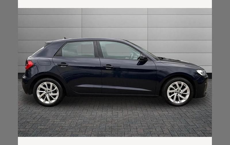 Used Audi A1 Sport 95 HP (69 kW) 2019 Blue SUV
