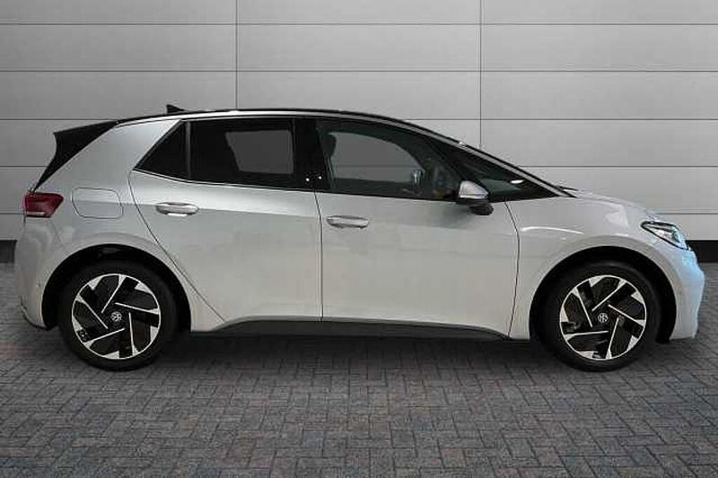 New VW ID.3 Pro 150 kW (204 HP) 2026 Silver Hatchback