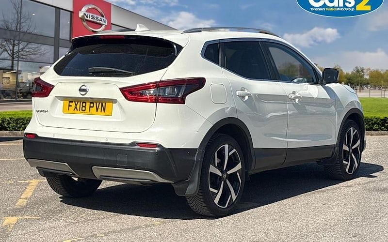 Used Nissan Qashqai Tekna+ 110 HP (80 kW) 2018 White SUV