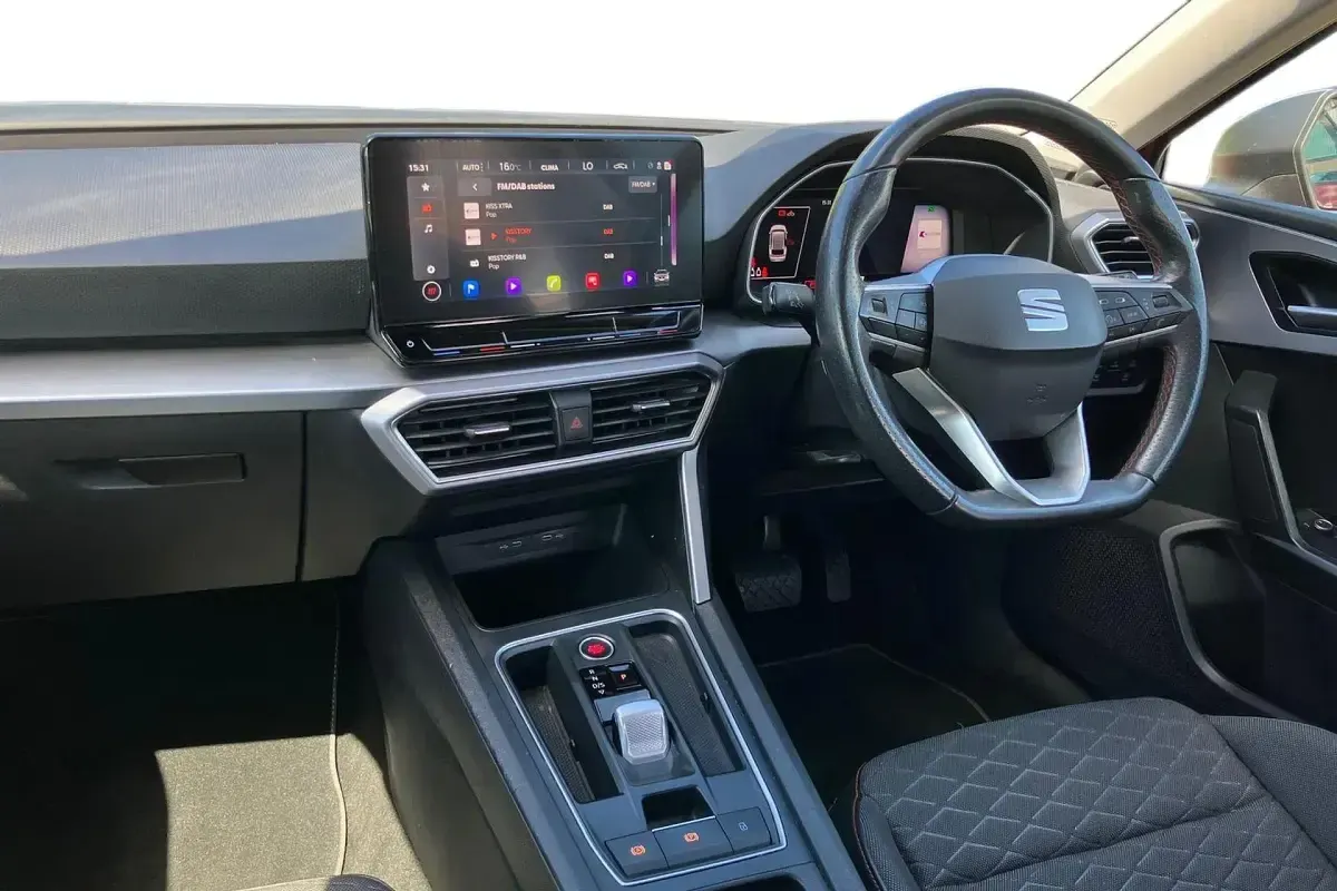 Used Seat Leon ST FR 2022 Red Estate