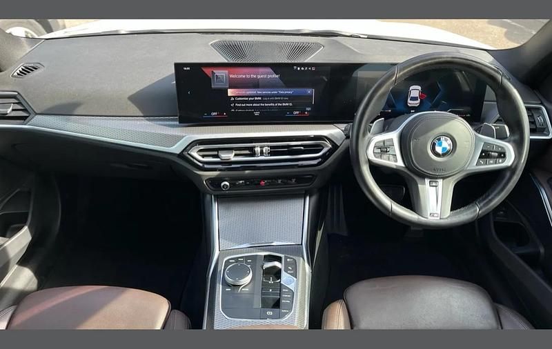 Usado BMW 320 M Sport 184 HP (135 kW) 2022 Branco Sedan