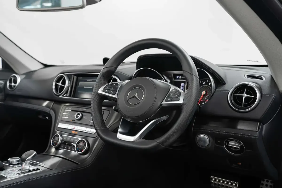 Used Mercedes SL400 Premium 2020 Blue Cabriolet