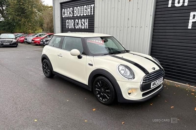 White Used 2016 Mini One D Hatch Hatchback | £6,250 (Fair price) - Image 1/1