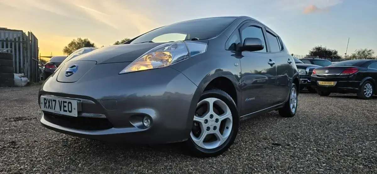 Used Nissan Leaf Acenta 80 kW (109 HP) 2017 Grey Hatchback