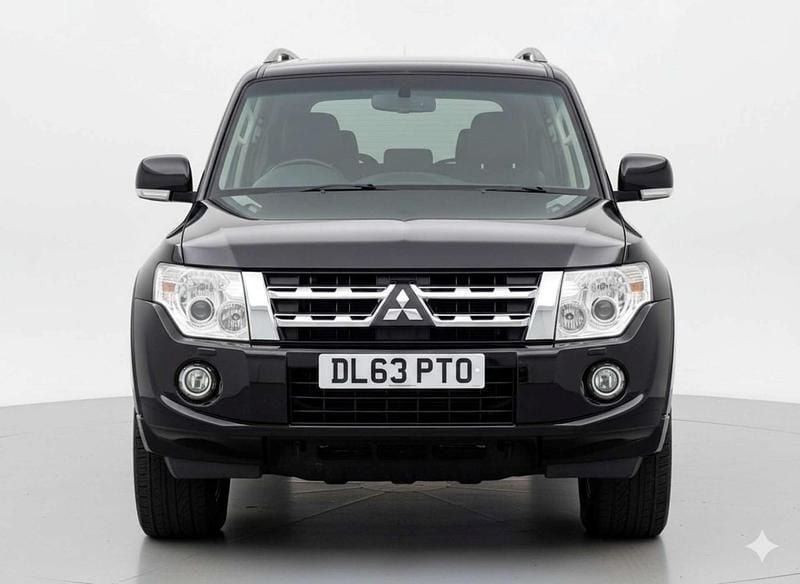 Used Mitsubishi Shogun 197 HP (144 kW) 2014 Black SUV