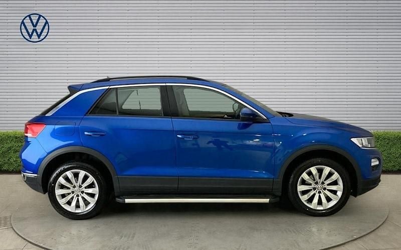 Used VW T-Roc SE 116 HP (85 kW) 2020 Blue SUV