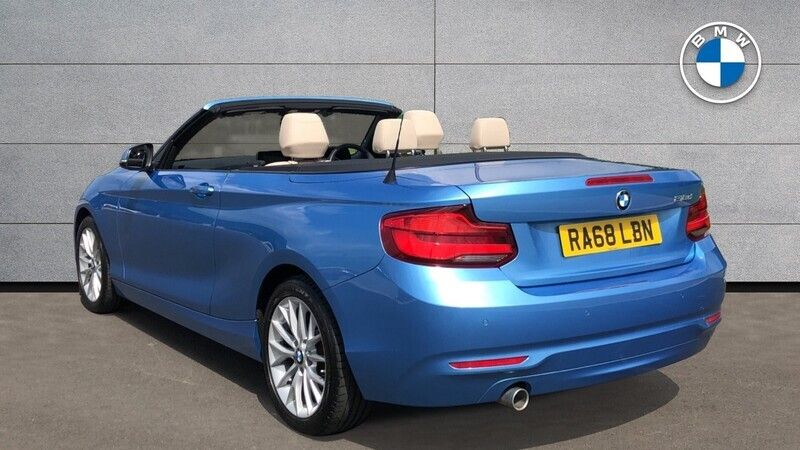 Usado BMW 218 Comfort Edition 150 HP (110 kW) 2019 Azul Cabrios