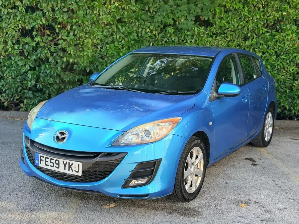 Used Mazda 3 2009 Blue Hatchback