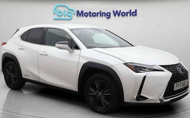 Used 2023 Lexus UX 250h SUV | £16,400 (Good price) - Image 1/4