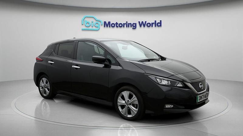 Used Nissan Leaf Tekna 110 kW (150 HP) 2021 Black Hatchback