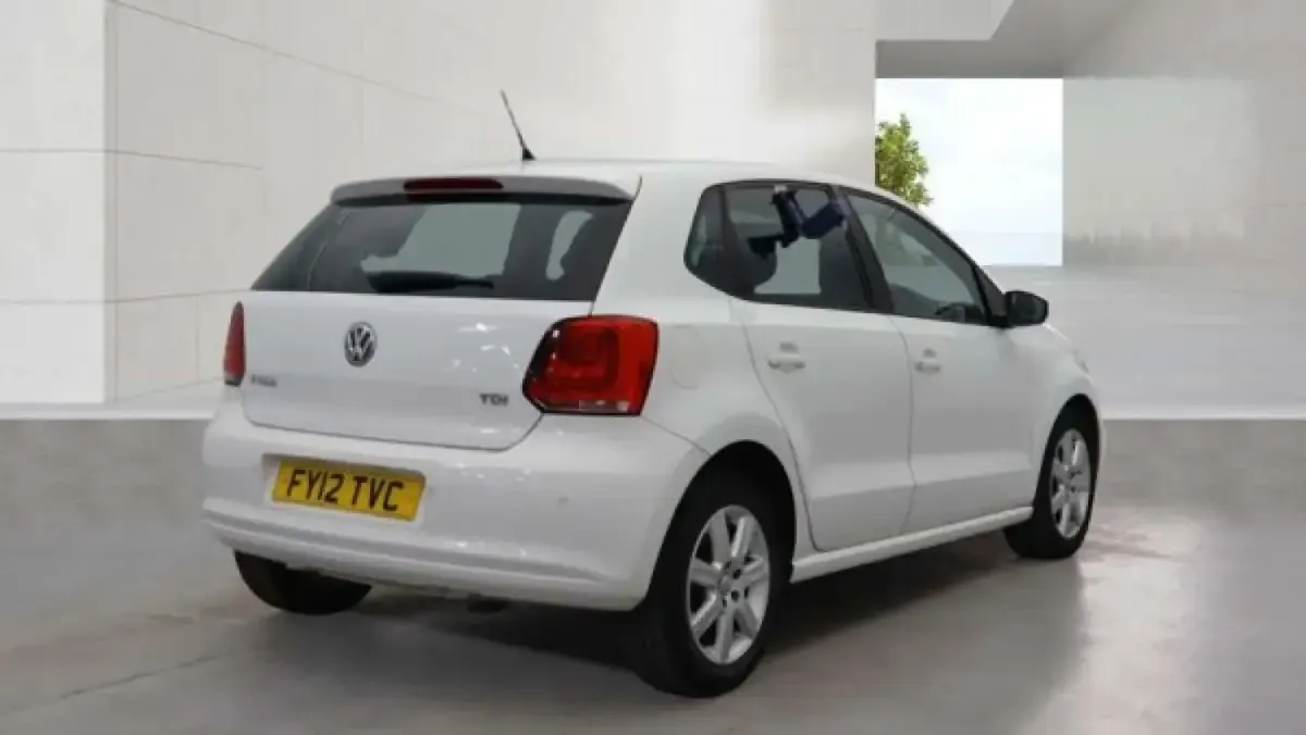 Usado VW Polo Match 75 HP (55 kW) 2012 Branco Citadino