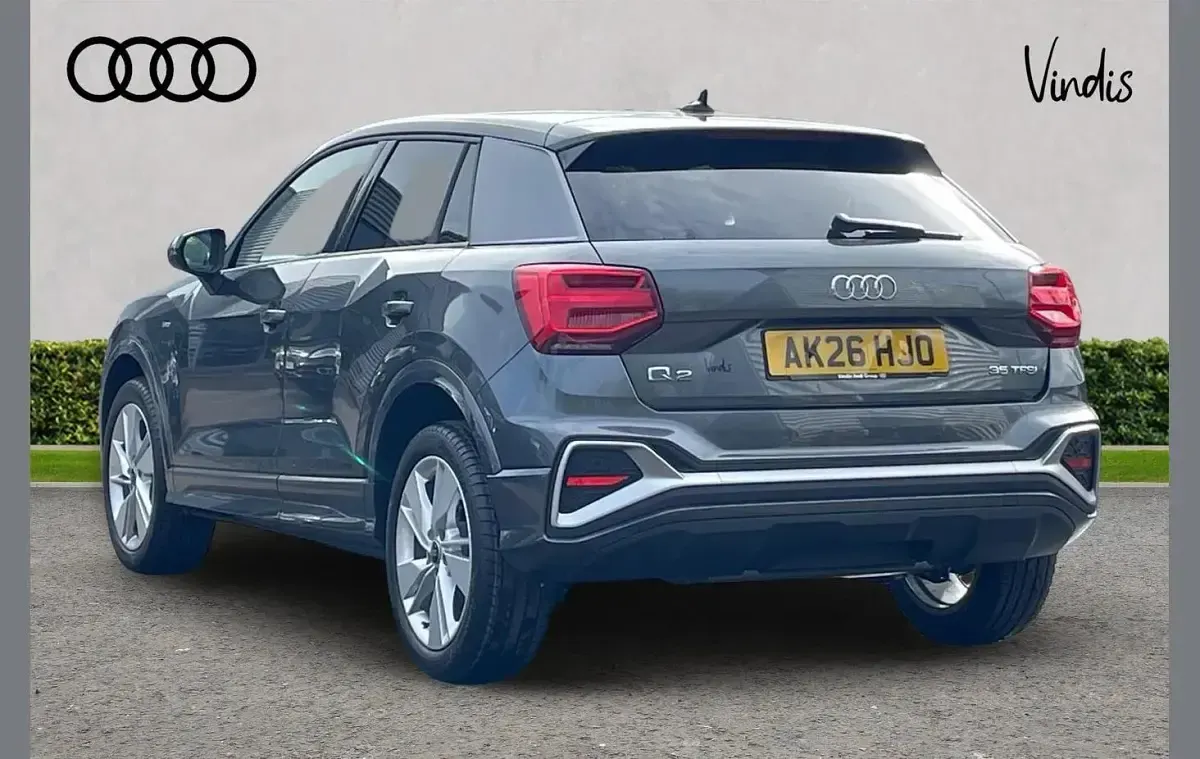 Used Audi Q2 S-Line 147 HP (108 kW) 2026 Grey SUV