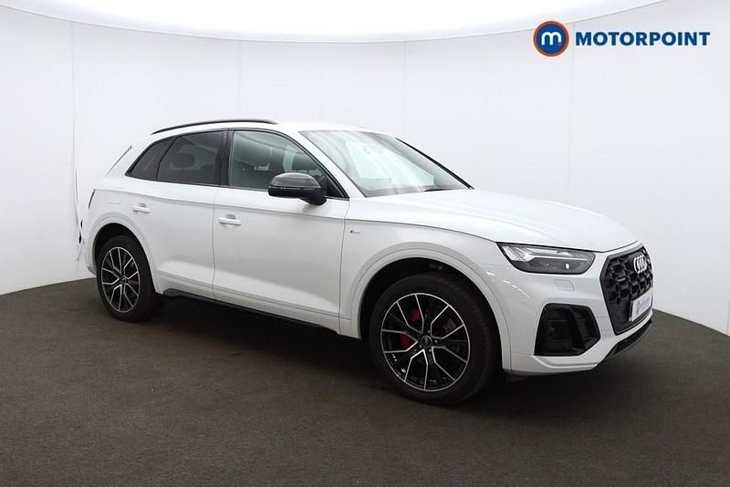 White Used 2022 Audi Q5 SUV | £34,149 (Fair price) - Image 1/4