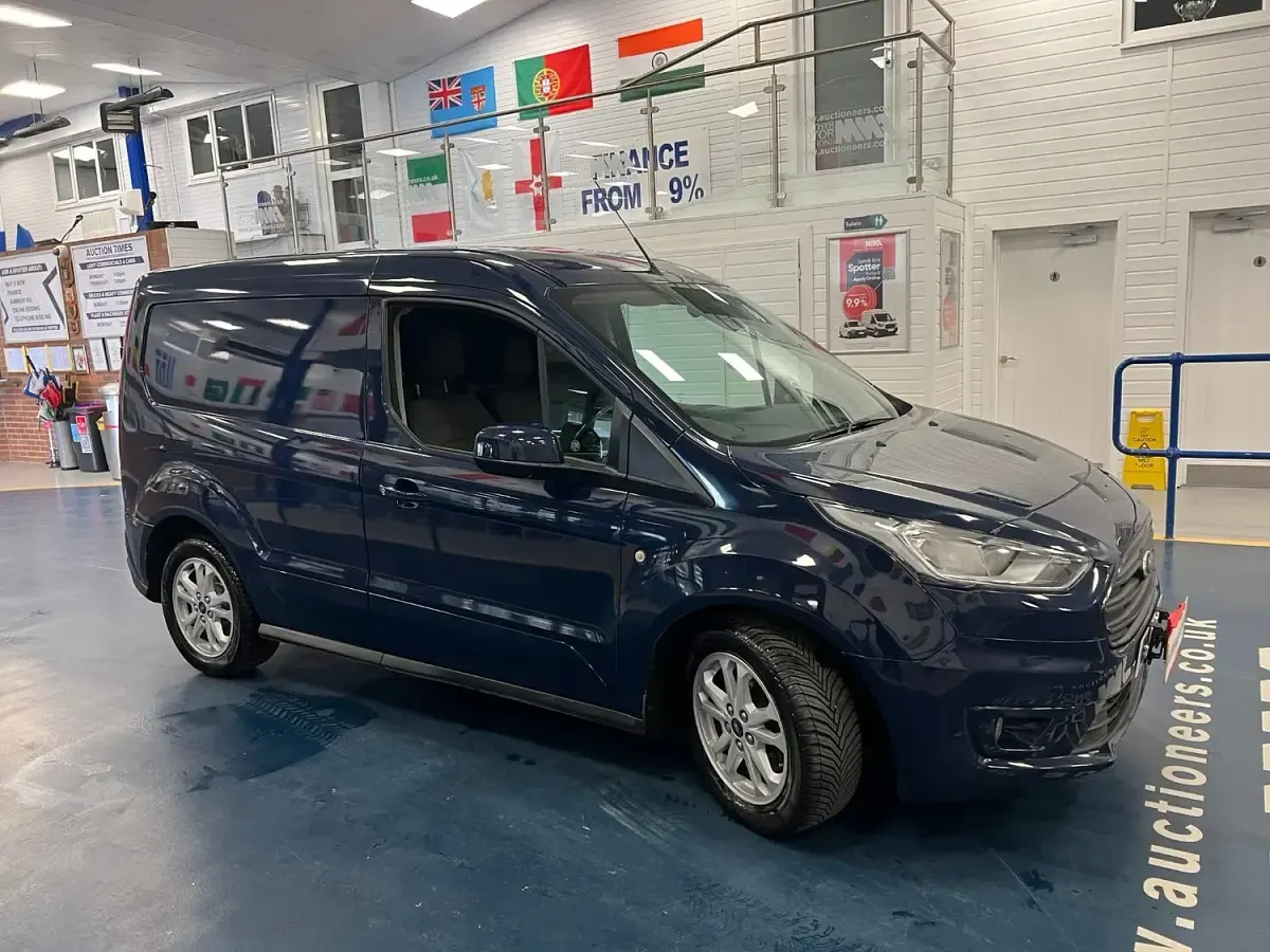 Used Ford Transit Limited 120 HP (88 kW) 2019 Blue Van