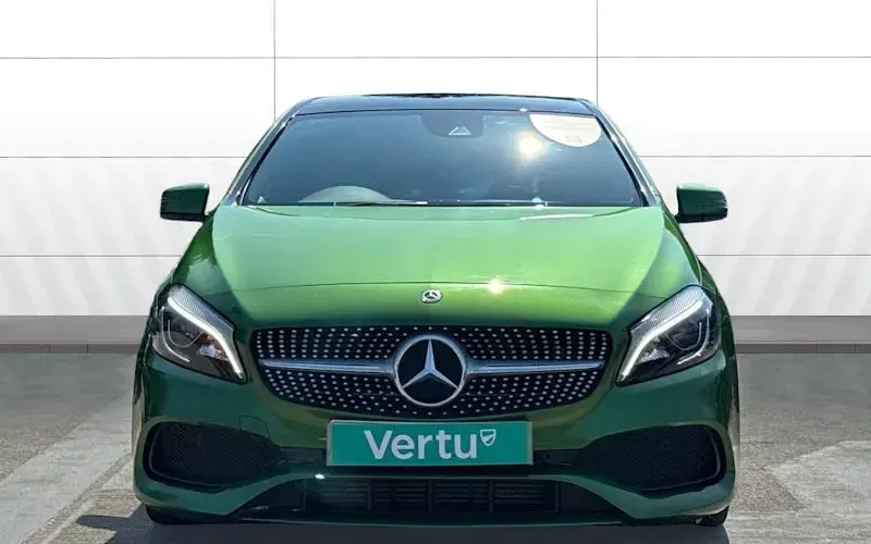 Used Mercedes A200 AMG Line Premium Plus 136 HP (100 kW) 2017 Green Hatchback