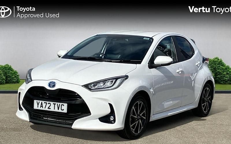 Used Toyota Yaris Hybrid Design 116 HP (85 kW) 2026 Hatchback