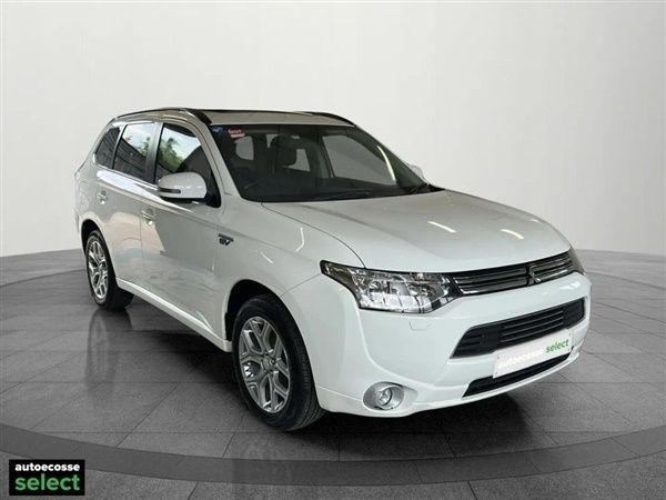 White Used 2015 Mitsubishi Outlander SUV | £8,295 (Good price) - Image 1/1