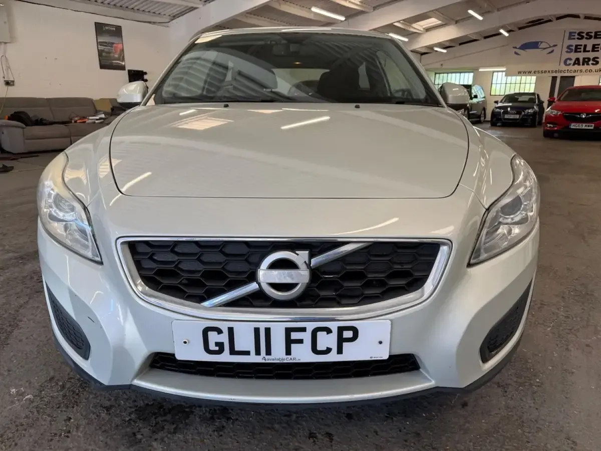 Usado Volvo C30 115 HP (84 kW) 2011 Branco Citadino