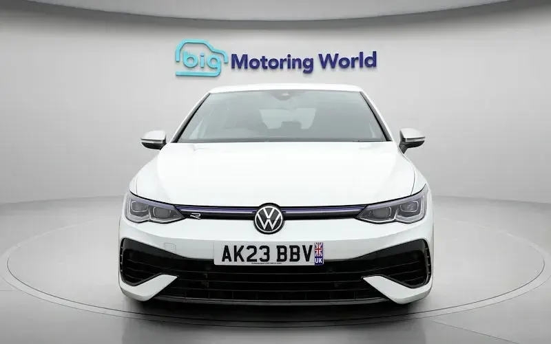 Used VW Golf VIII R 320 HP (235 kW) 2023 White Hatchback