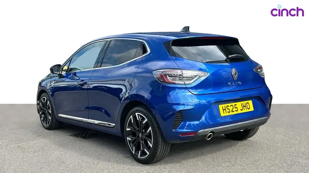 Used Renault Clio Techno 90 HP (66 kW) 2025 Blue Hatchback