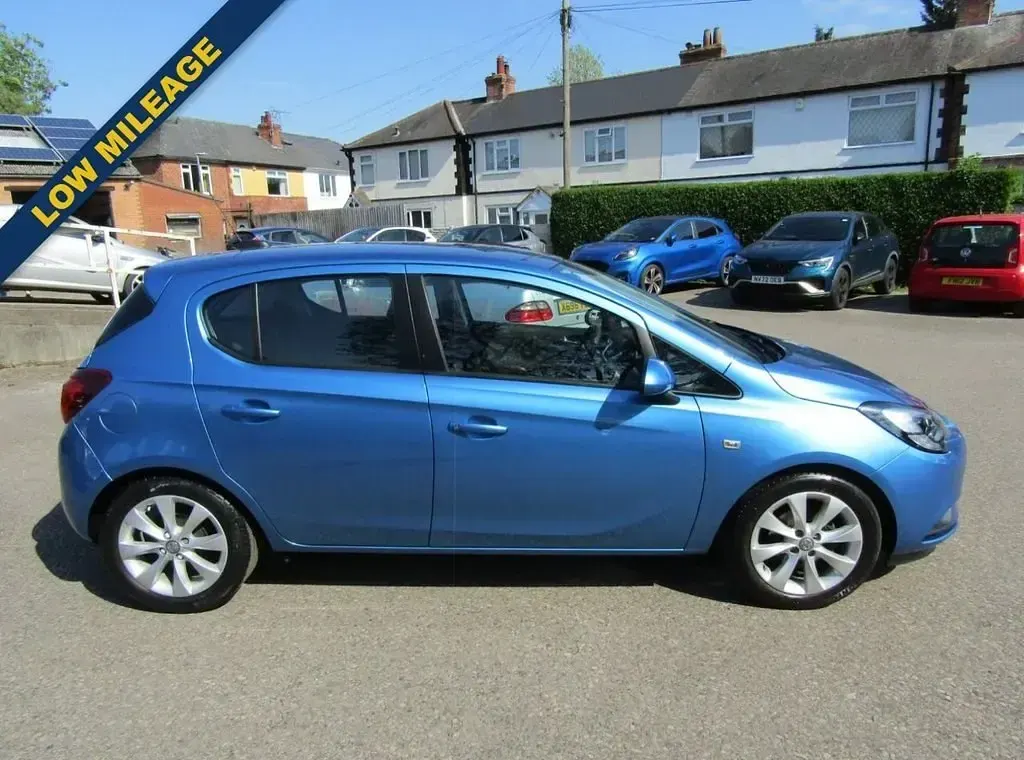 Second-hand Vauxhall Corsa 75 CP (55 kW) 2018 Albastru Hatchback