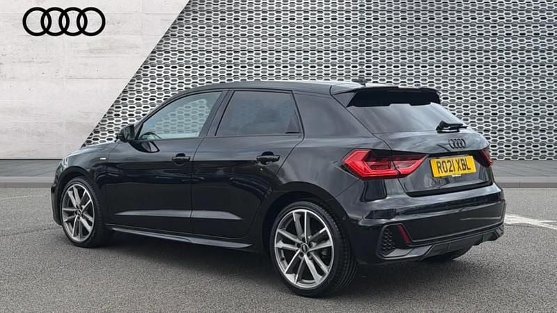 Used Audi A1 Advanced 110 HP (80 kW) 2021 Black SUV