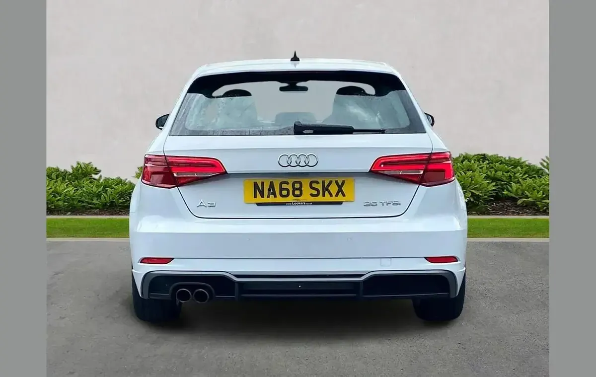 Used Audi A3 S-Line 150 HP (110 kW) 2018 White Sedan