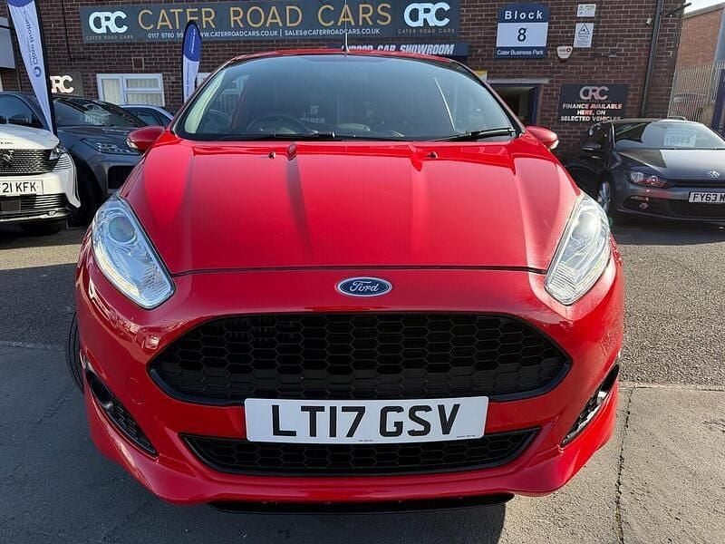 Used Ford Fiesta ST-Line 100 HP (73 kW) 2017 Red Hatchback