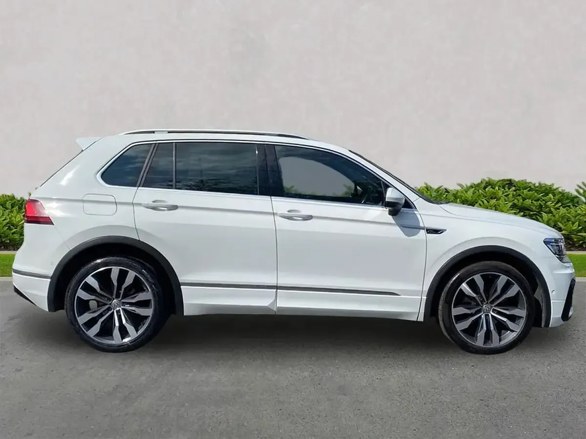 Used VW Tiguan R-line 150 HP (110 kW) 2020 White SUV