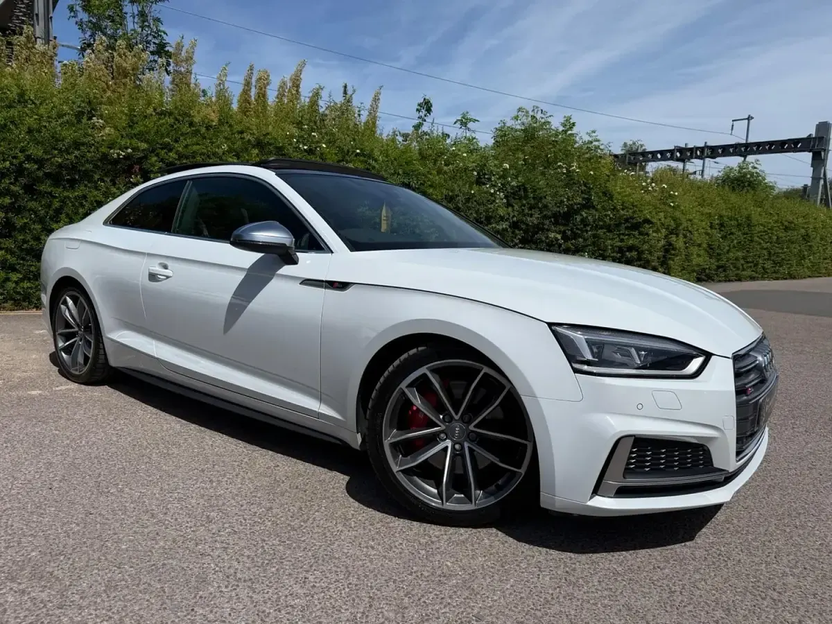 Used Audi S5 Comfort 354 HP (260 kW) 2018 White Coupe